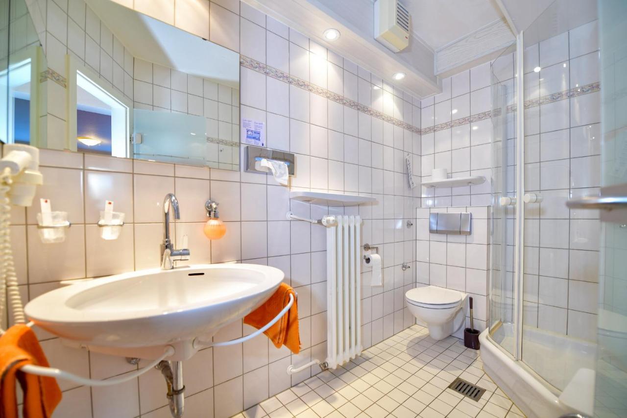 Hotel Zur Post Balve Экстерьер фото